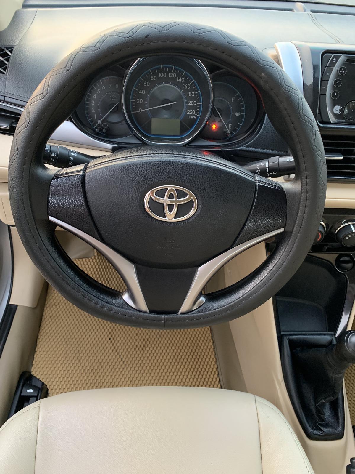 Toyota Vios 2014 - Bán Toyota Vios 1.5E MT năm 2014, màu bạc