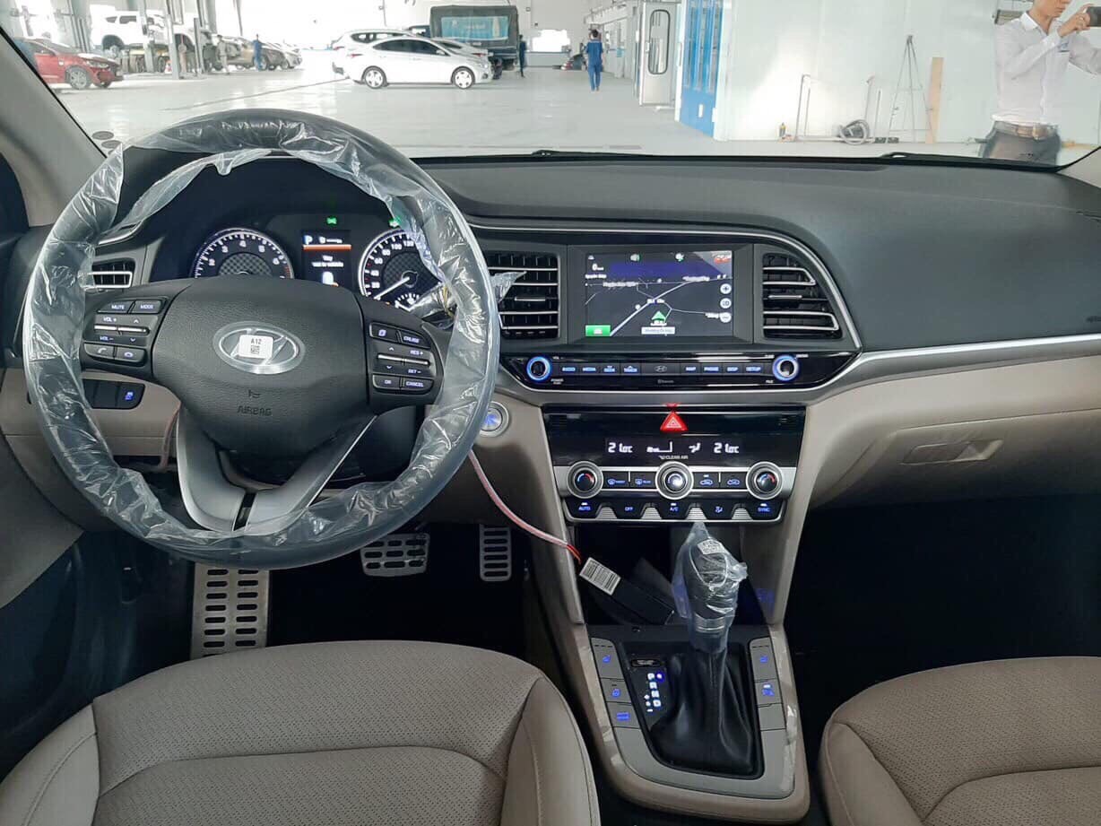 Hyundai Elantra 2019 - Hyundai Elantra 2019, bán giá vốn, giảm tồn kho