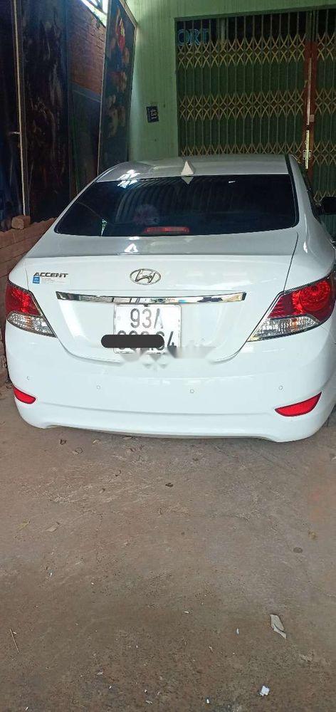 Hyundai Accent   2013 - Bán Hyundai Accent đời 2013, màu trắng, xe nhập  