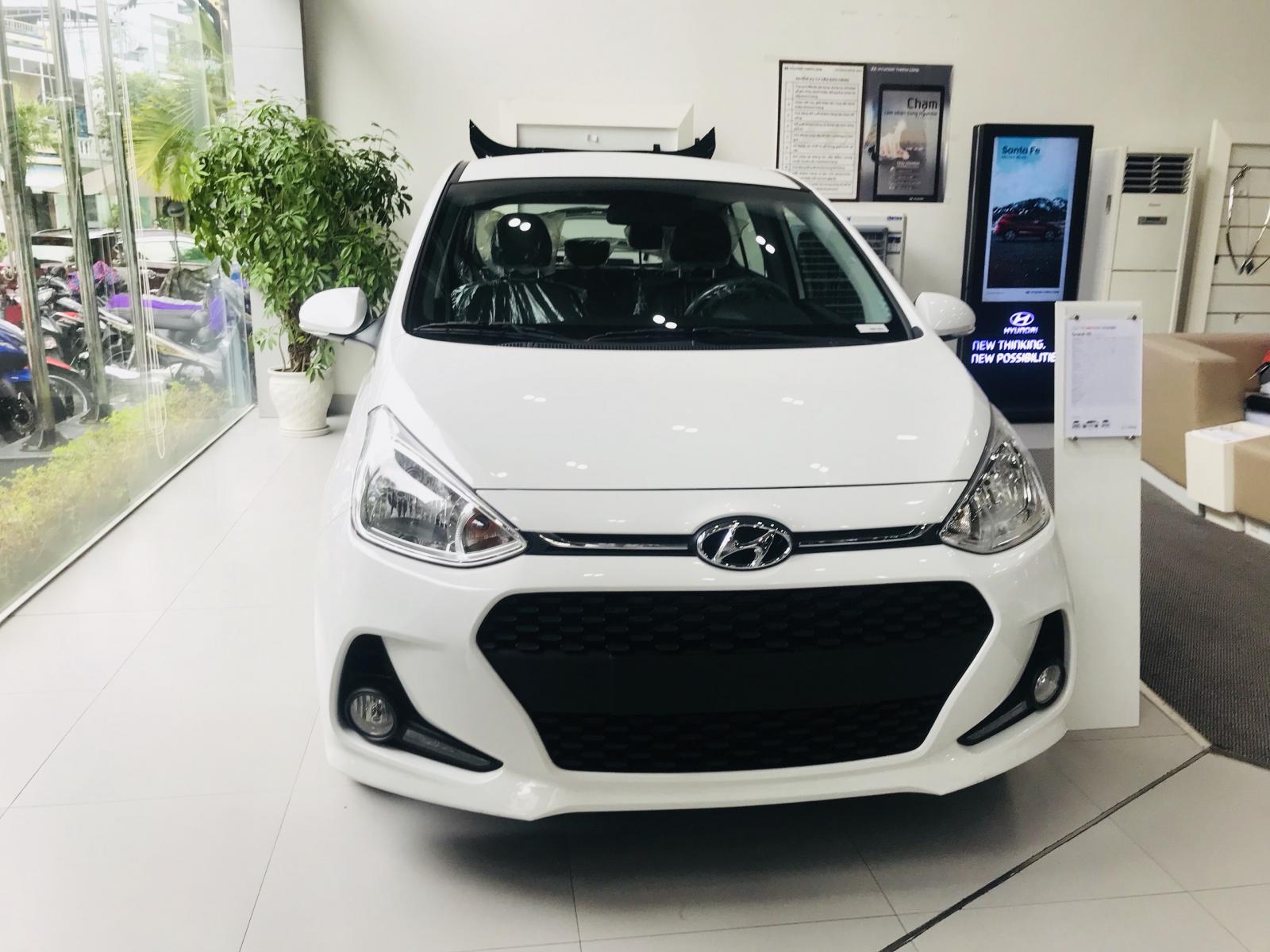 Hyundai Grand i10 2019 - Giao xe ngay chỉ với 100 triệu, lợi xăng 4L/100, chạy Grab số 1, hotline: 0974064605