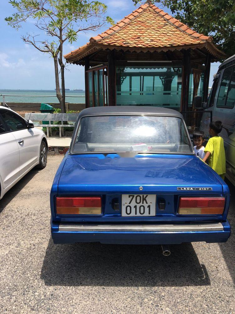 Lada 2107   1985 - Bán Lada 2107 đời 1985, màu xanh lam, giá tốt