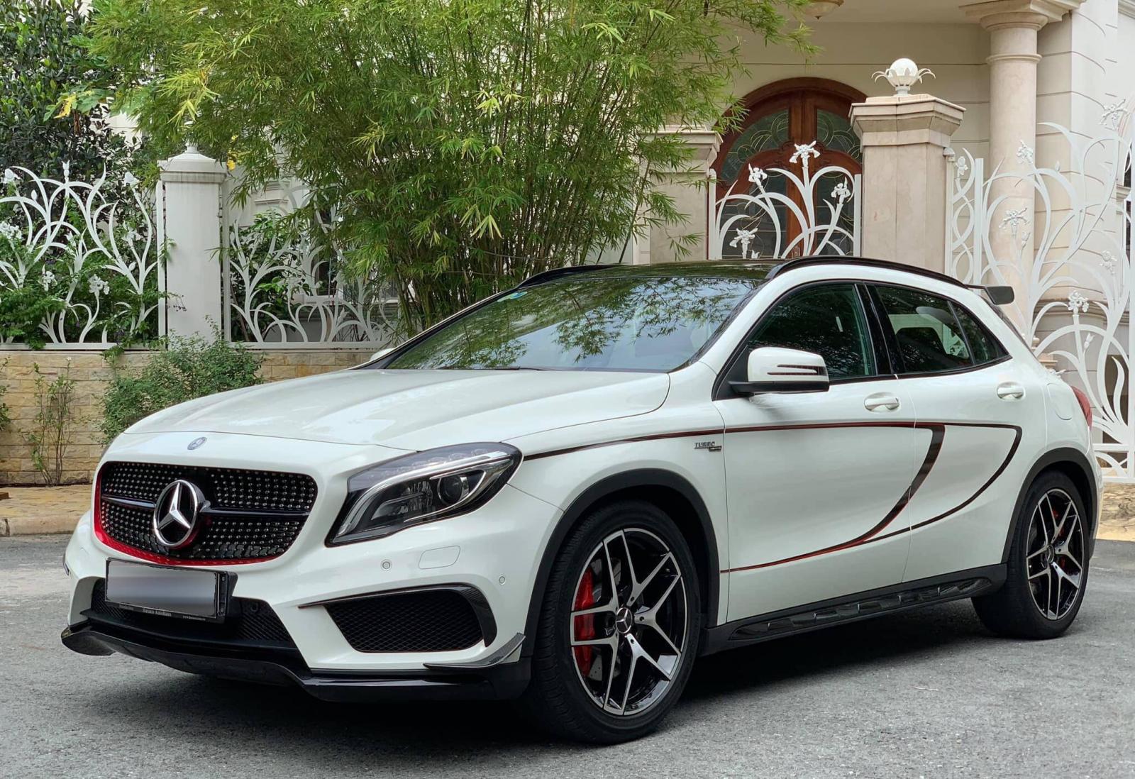 Mercedes-Benz GLA-Class 2015 - Bán ô tô Mercedes GLA 45 AMG 4Matic màu trắng sản xuất 2015