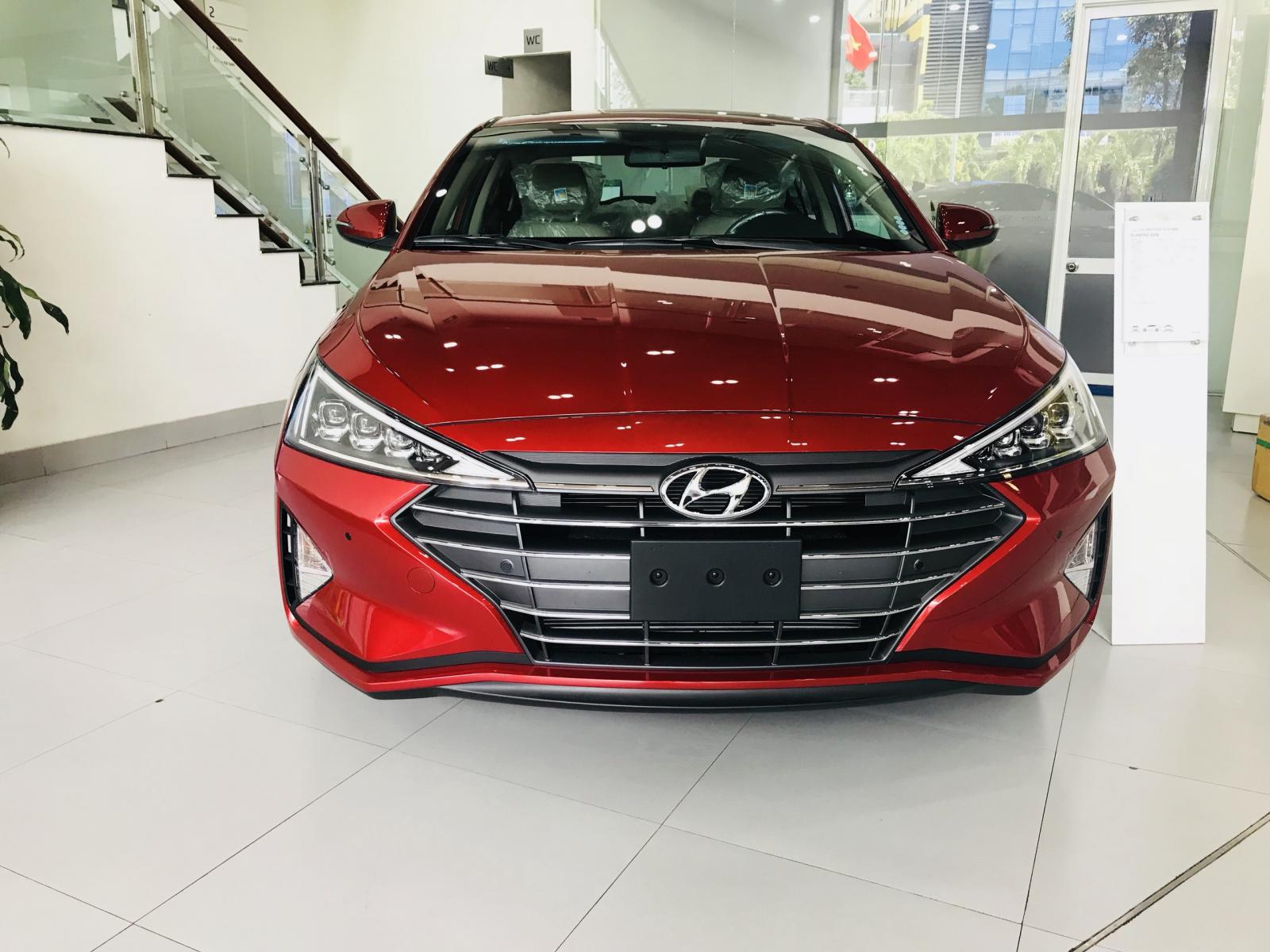 Hyundai Elantra 2019 - Giao xe ngay với 160 triệu với Hyundai Elantra lợi xăng số 1, hotline: 0974064605