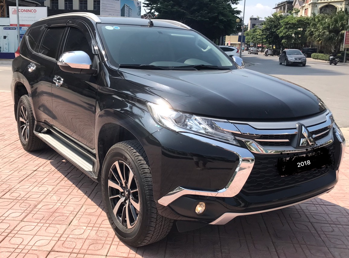 Mitsubishi Pajero Sport 2.4 DAT 2018 - Bán Mitsubishi Pajero Sport 2.4 DAT đời 2018, xe nhập, máy dầu siêu lướt