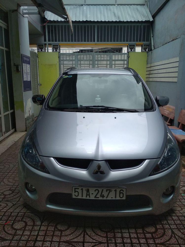 Mitsubishi Grandis 2008 - Bán Mitsubishi Grandis đời 2008, màu bạc, giá chỉ 450 triệu