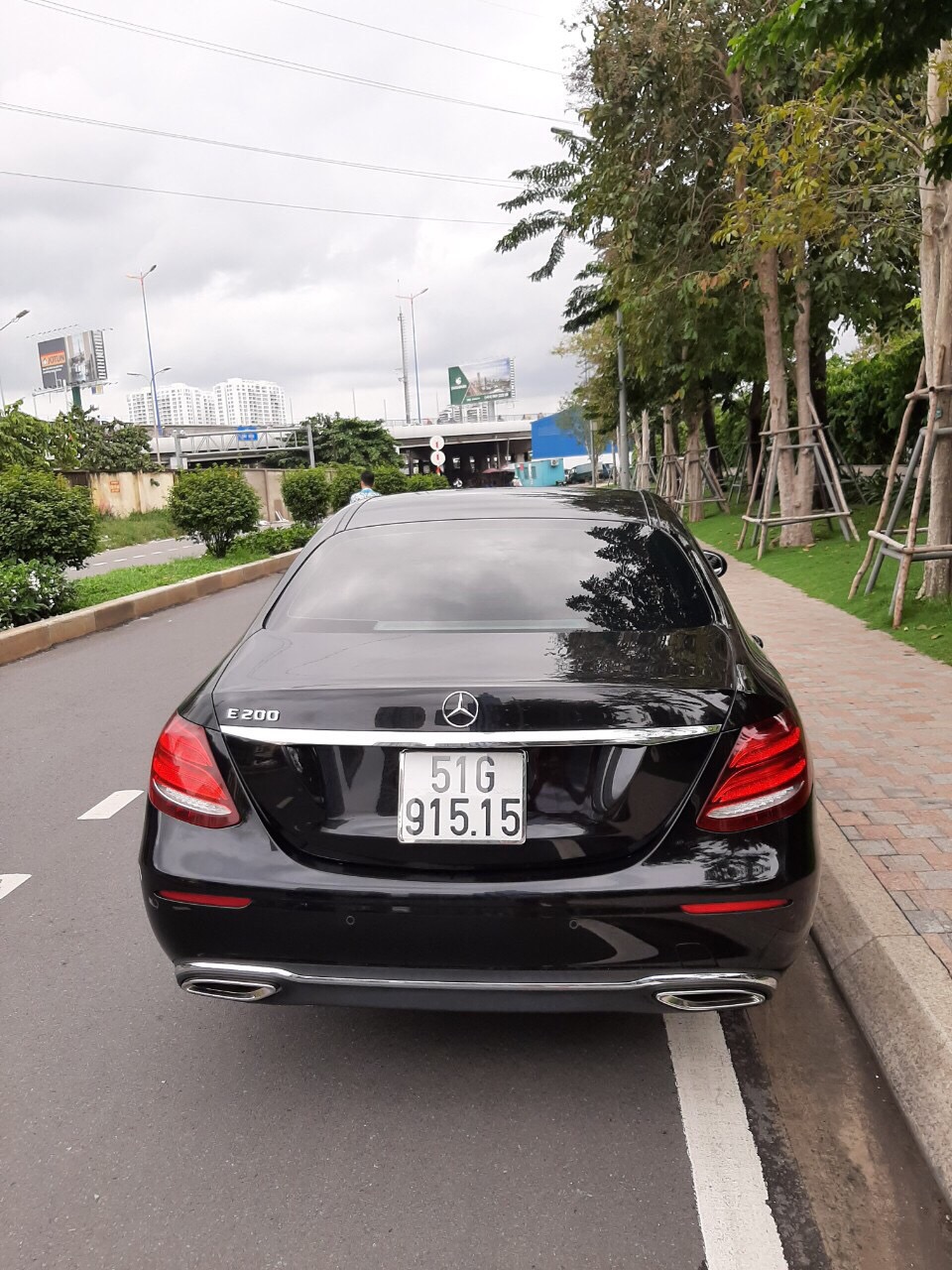 Mercedes-Benz E class   2018 - Bán E200 sản xuất 2018 mẫu 2019, xe đẹp đi đúng 16.000km, cam kết chất lượng bao kiểm tra hãng