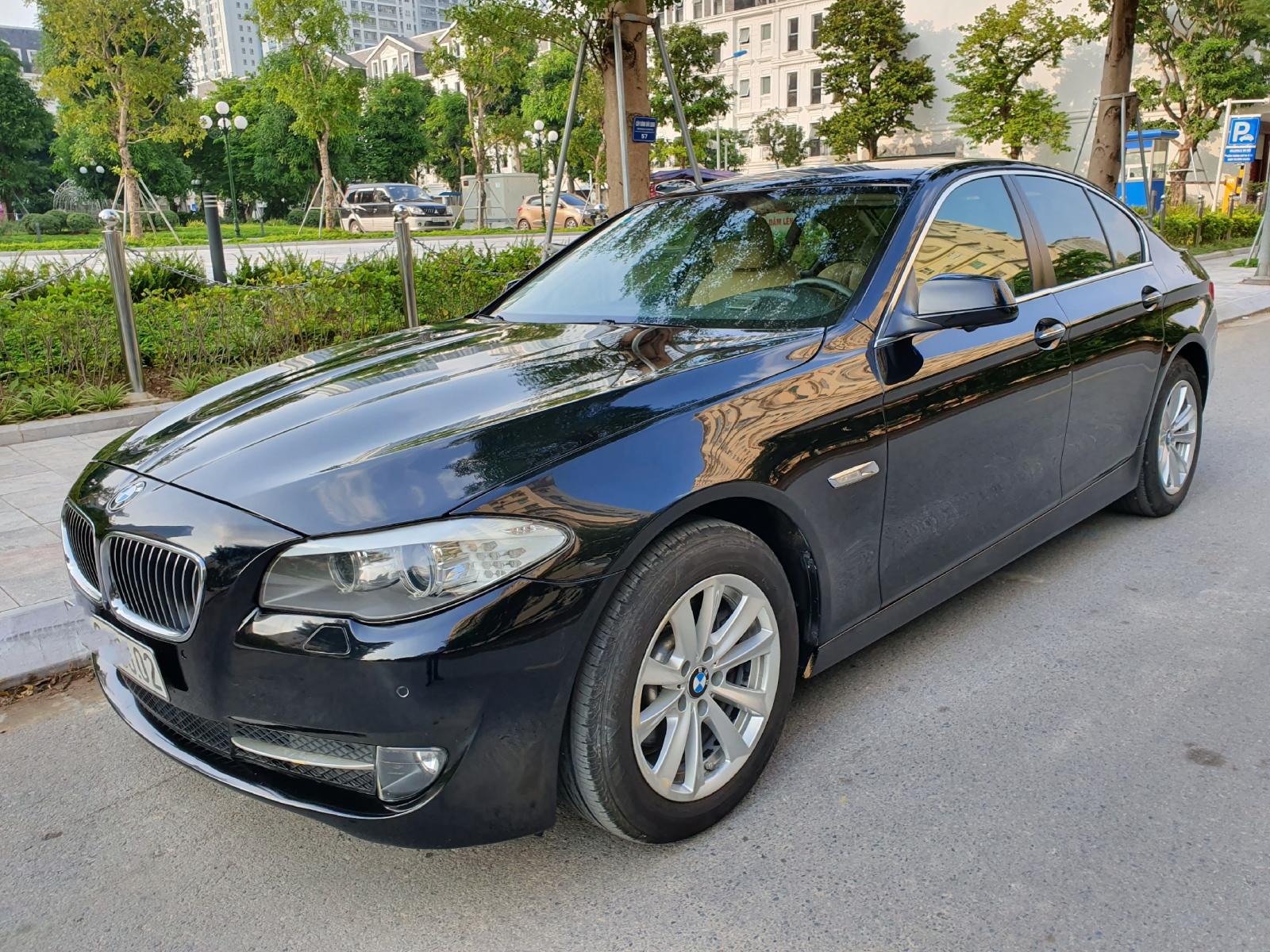 BMW 5 Series 2012 - ManyCar bán BMW 520i sản xuất 2012 màu đen - kem