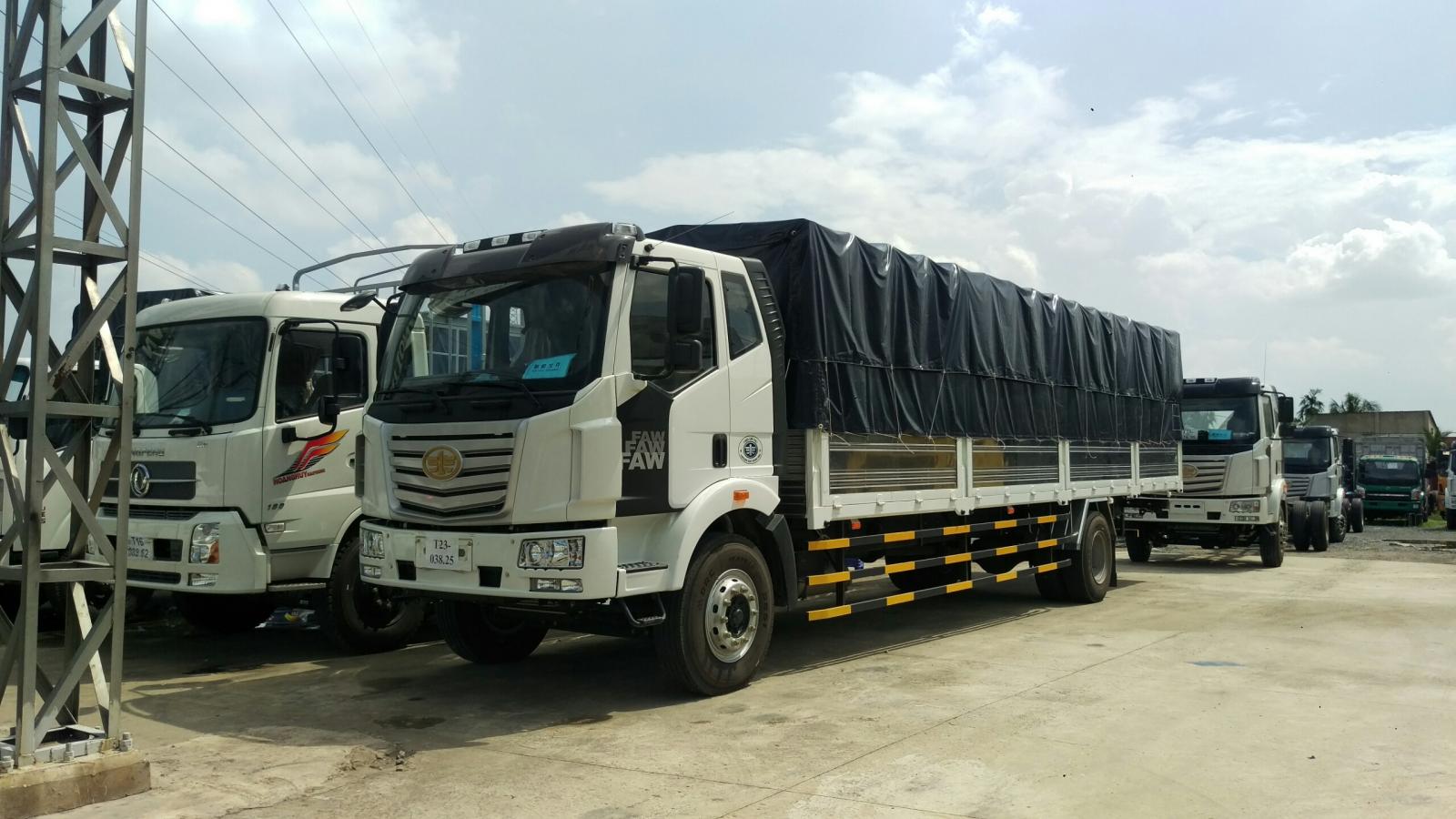 Howo La Dalat 7T3 2019 - Bán ô tô FAW xe tải thùng 7T3 đời 2019, màu trắng, nhập khẩu nguyên chiếc, giá 985tr