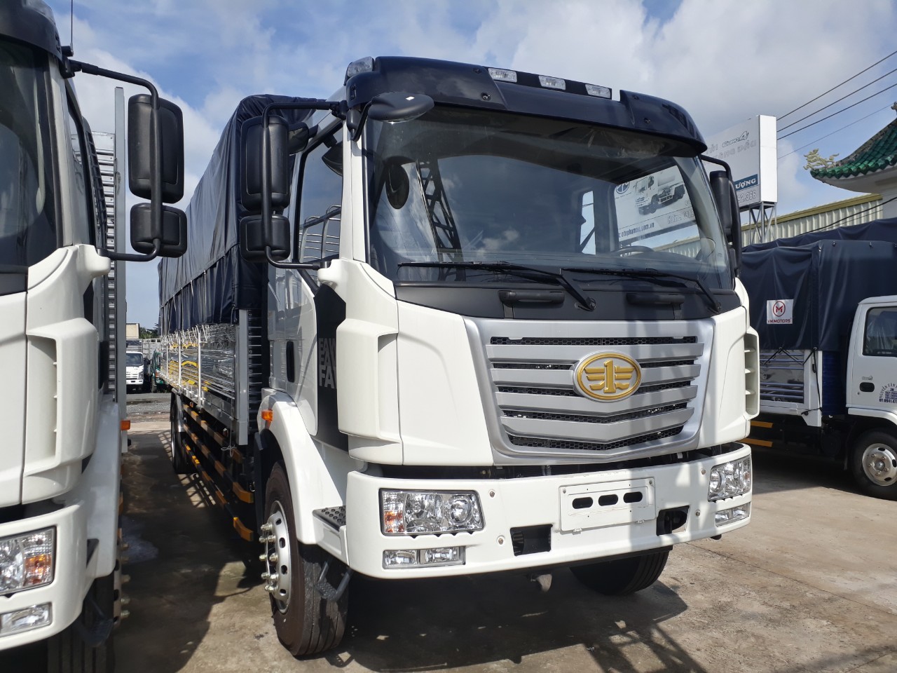 Xe tải 5 tấn - dưới 10 tấn 2019 - Xe tải FAW 8 tấn thùng 9m6 sx 2019 300tr lấy xe 