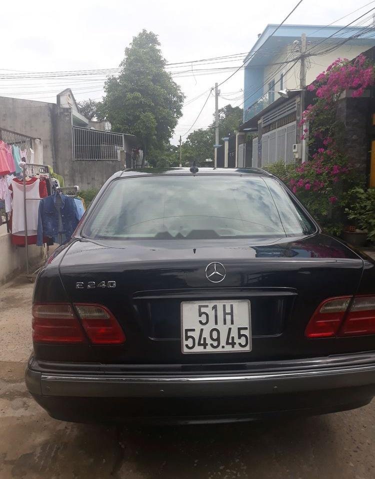 Mercedes-Benz E class 2002 - Chính chủ bán xe Mercedes E240 SX 2002, màu đen