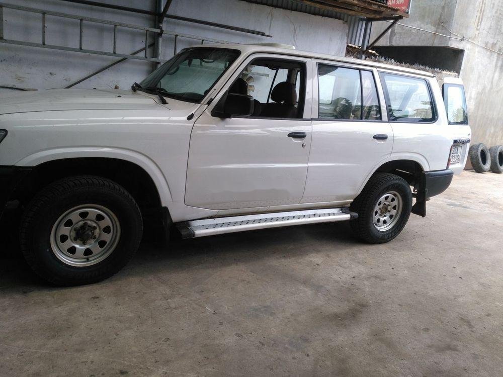 Nissan Patrol 1992 - Cần bán gấp Nissan Patrol đời 1992, màu trắng, xe nhập