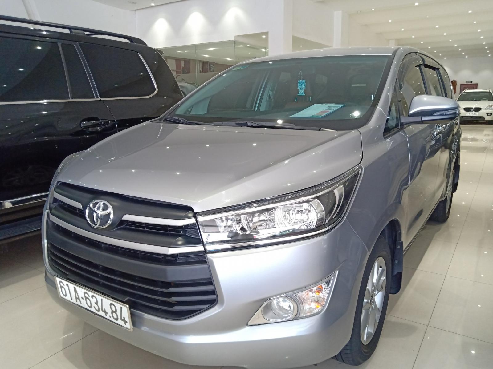 Toyota Innova 2.0 2019 - Xe Toyota Innova 2.0 2019, màu bạc, như mới