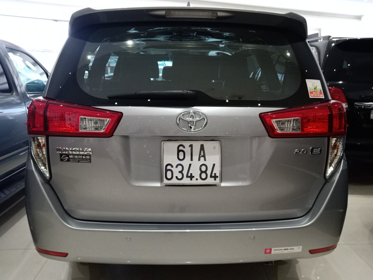 Toyota Innova 2.0 2019 - Xe Toyota Innova 2.0 2019, màu bạc, như mới
