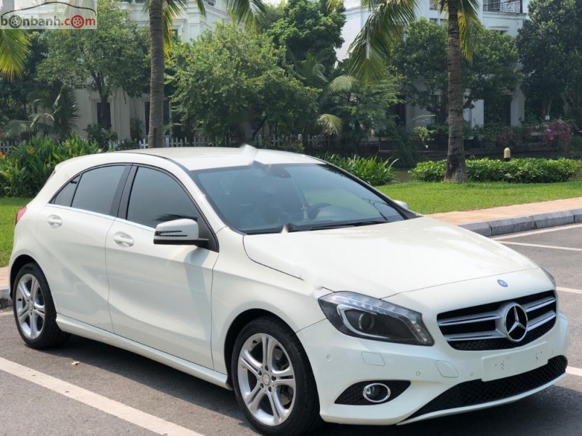 Mercedes-Benz A class A200 2013 - Bán xe Mercedes A200 2013, màu trắng, xe nhập