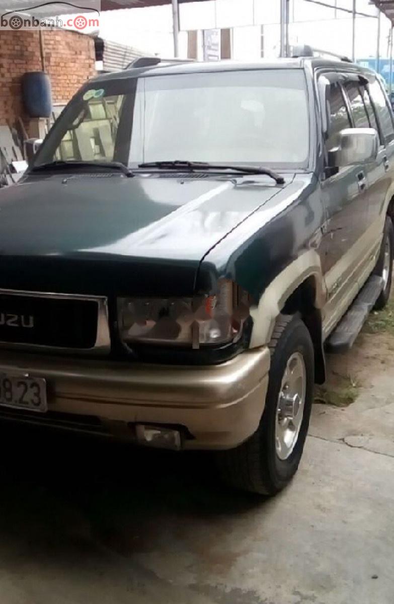 Isuzu Trooper LS 2000 - Bán Isuzu Trooper LS đời 2000, màu xanh lam số sàn, 100tr