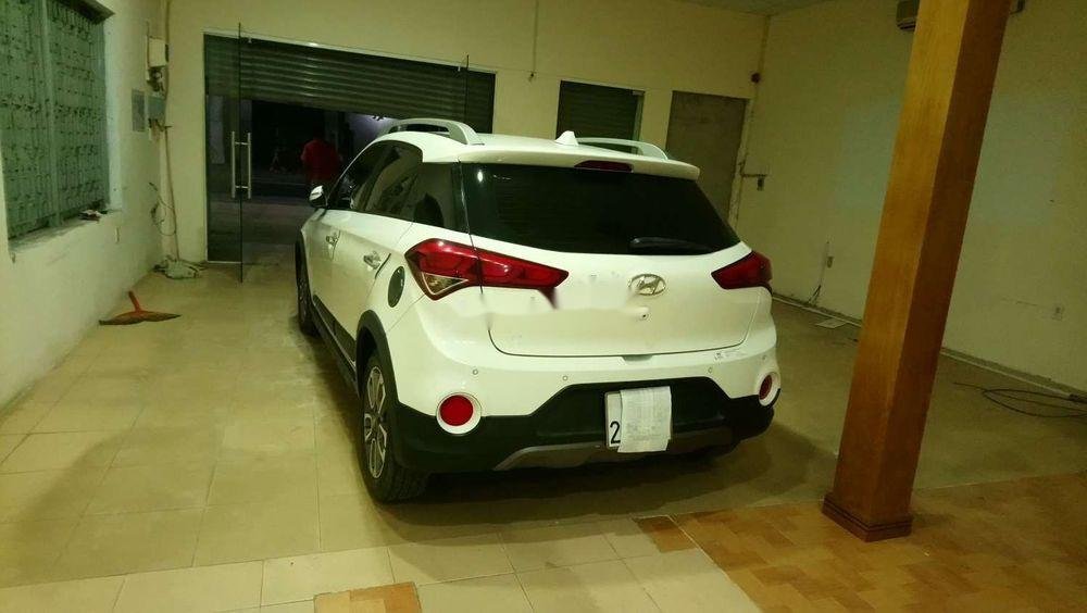 Hyundai i20 Active   2015 - Bán Hyundai i20 Active AT sản xuất năm 2015, nhập khẩu