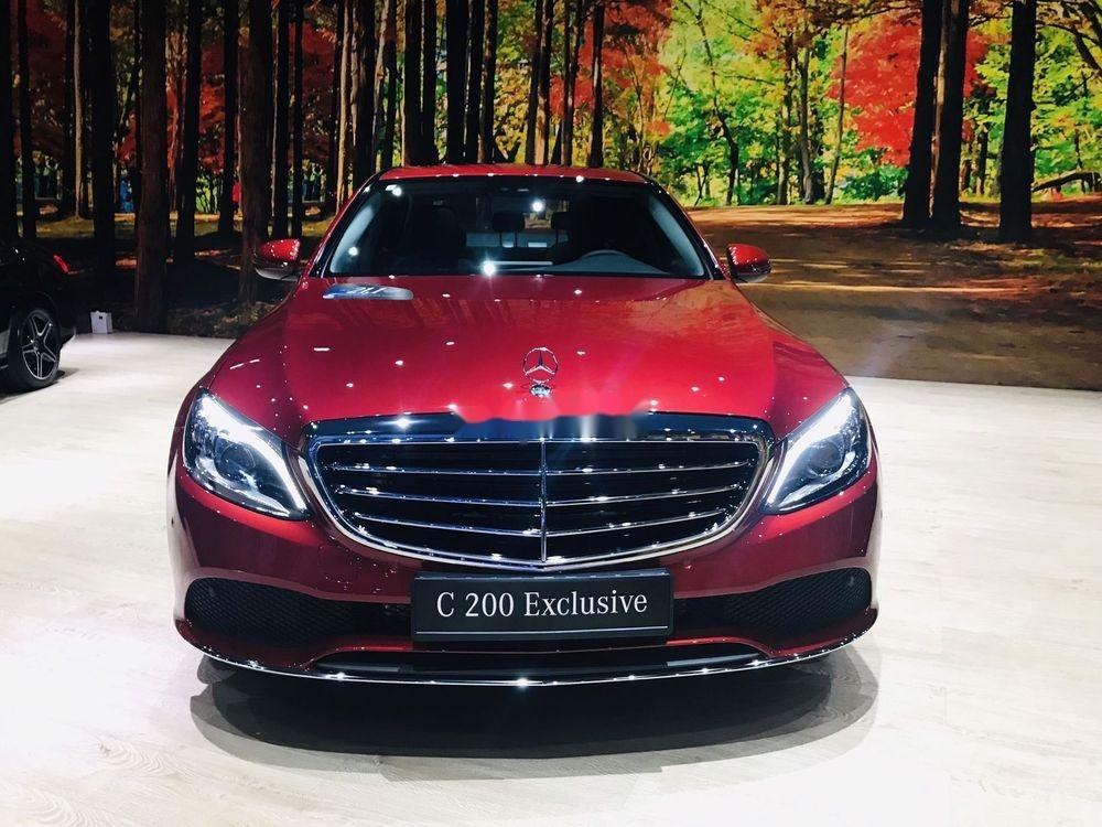 Mercedes-Benz C class C200 Exclusive  2019 - Bán Mercedes C200 Exclusive năm 2019, màu đỏ, 1 chiếc duy nhất