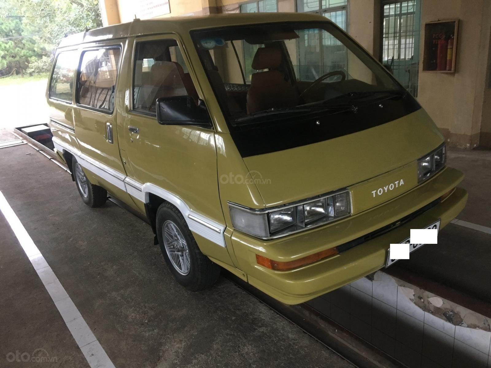 Toyota Van 1988 - Bán xe Toyota Van SX 1988, màu vàng