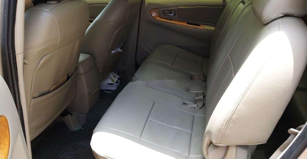 Toyota Innova   2011 - Bán xe Toyota Innova năm 2011 giá cạnh tranh