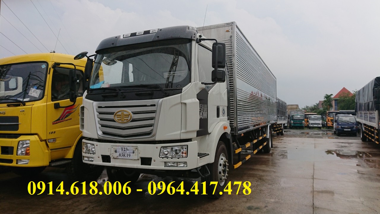 Howo La Dalat 2019 - Bán FAW xe tải thùng 9M7 8T năm 2019, màu trắng, xe nhập