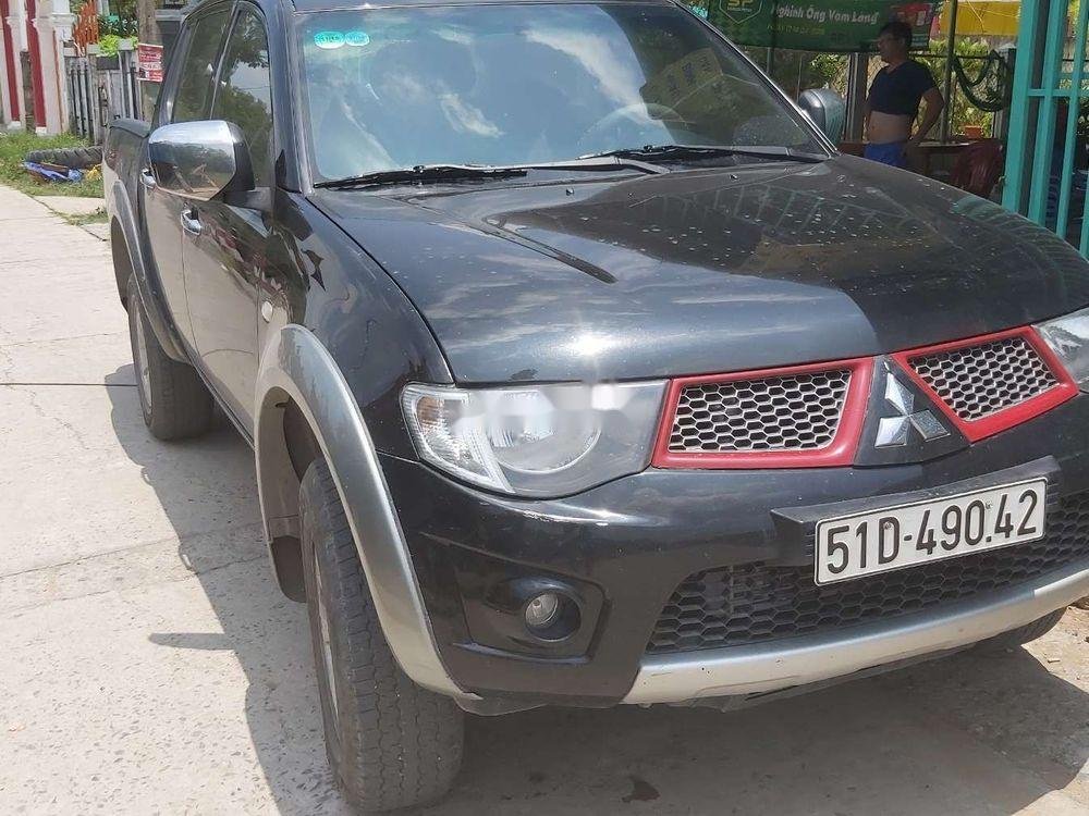 Mitsubishi Triton 2011 - Bán Mitsubishi Triton 2011, màu đen, nhập khẩu nguyên chiếc, xe gia đình