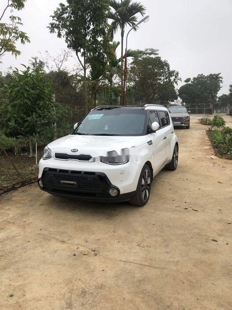 Kia Soul 2014 - Bán ô tô Kia Soul đời 2014, màu trắng, nhập khẩu nguyên chiếc, xe gia đình