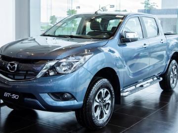 Mazda BT 50 Duluxe 4x2 2019 - Bán ô tô Mazda BT 50 Duluxe 4x2 năm 2019, màu xanh lam, nhập khẩu