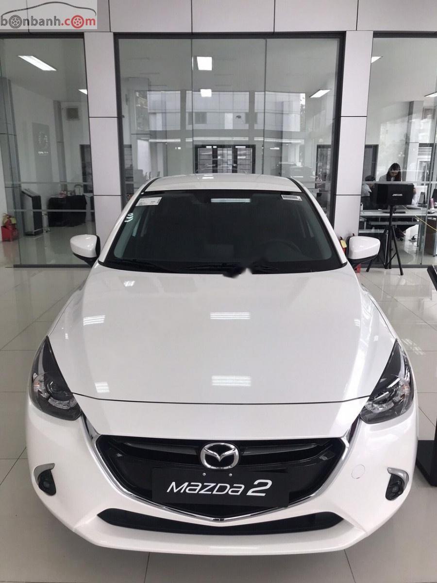 Mazda 2 2019 - Mazda Quảng Ngãi bán xe Mazda 2 đời 2019, màu trắng, nhập khẩu