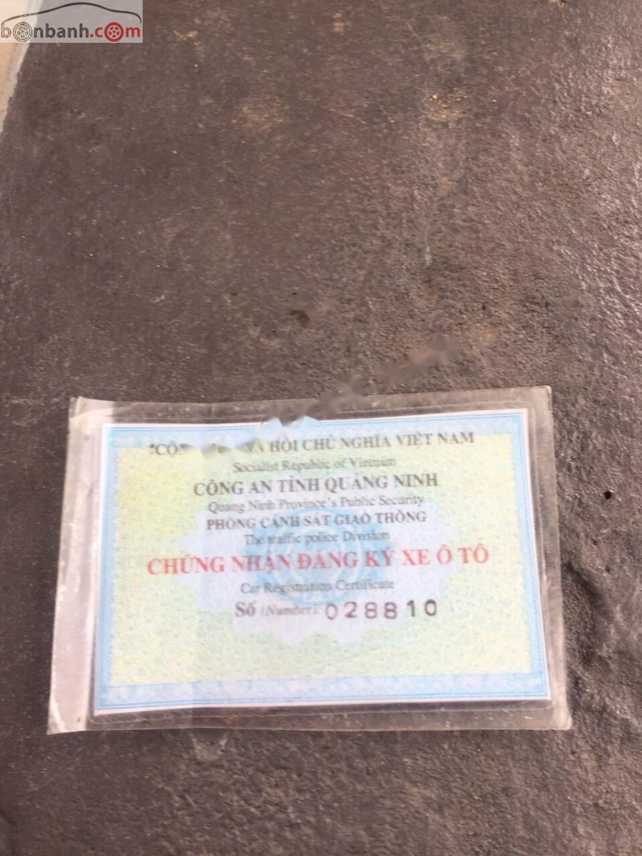 Ford Fiesta 2011 - Bán Ford Fiesta sản xuất 2011, màu vàng cát
