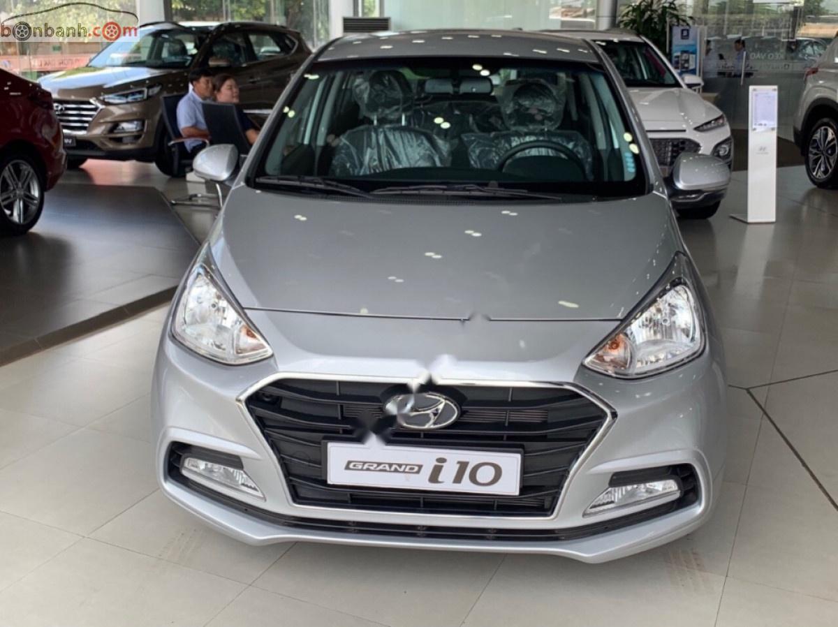 Hyundai Grand i10 2019 - Bán Hyundai Grand i10 1.2 AT năm sản xuất 2019, màu bạc, giá chỉ 415 triệu