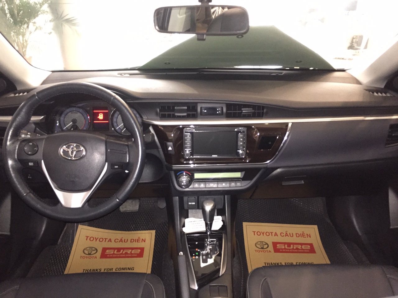 Toyota Corolla altis 2015 - Bán Toyota Corolla altis năm 2015, màu đen