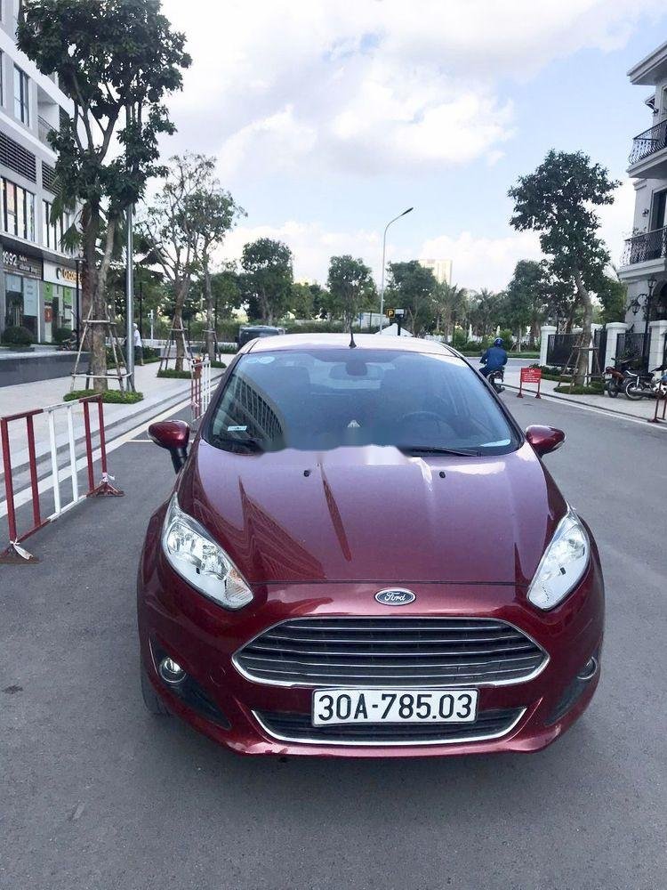 Ford Fiesta 2015 - Cần bán lại xe Ford Fiesta năm sản xuất 2015, màu đỏ số tự động