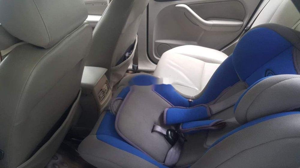 Ford Focus 2006 - Cần bán Ford Focus 2.0 MT năm 2006, màu đen, nhập khẩu, giá tốt