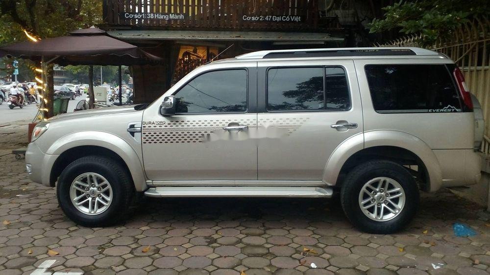 Ford Everest 2009 - Cần bán xe Ford Everest đời 2009, giá tốt