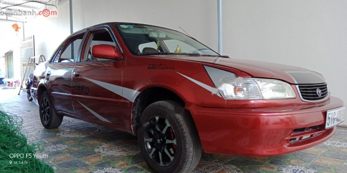 Toyota Corolla 2001 - Cần bán lại xe Toyota Corolla năm 2001, màu đỏ, nhập khẩu nguyên chiếc, giá chỉ 130 triệu