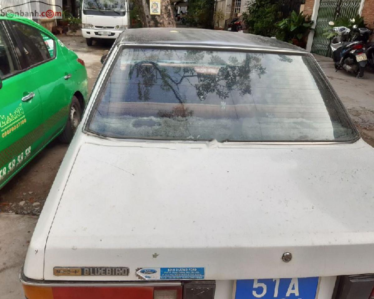 Nissan Bluebird 1.8   1990 - Cần bán lại xe Nissan Bluebird 1.8 đời 1990, màu trắng, xe nhập