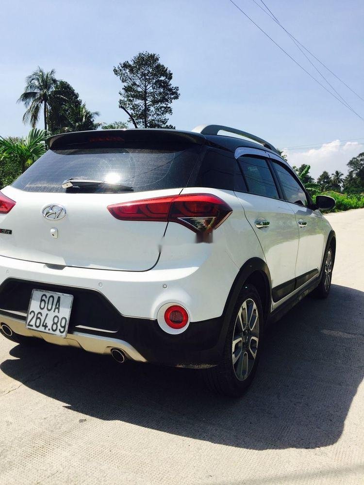 Hyundai i20 Active  AT 2016 - Bán ô tô Hyundai i20 Active AT sản xuất 2016, màu trắng