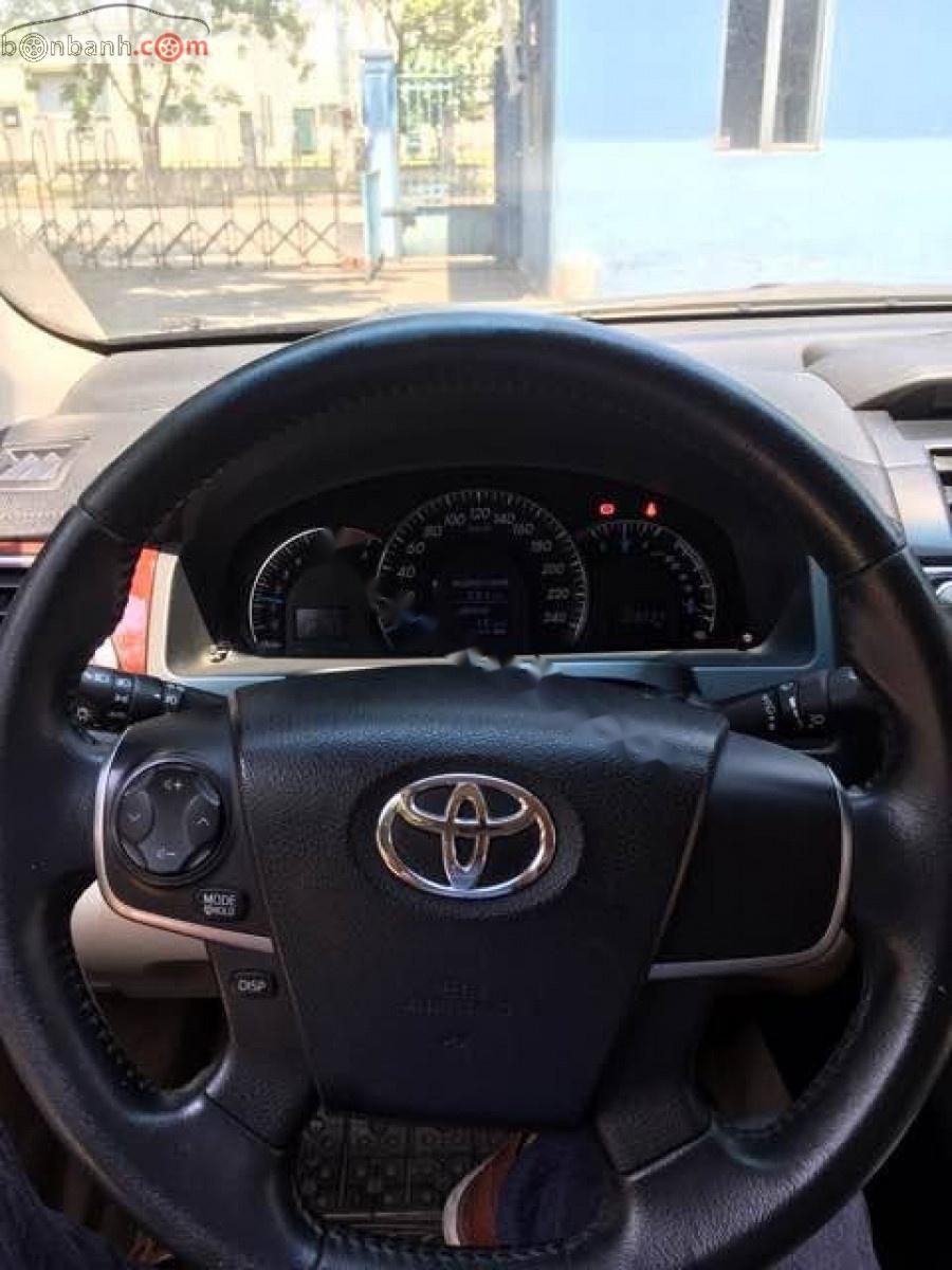 Toyota Camry   2015 - Bán Toyota Camry 2.5G đời 2015, màu đen, số tự động  