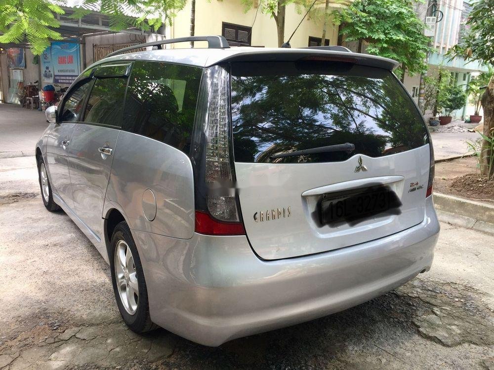 Mitsubishi Grandis    2005 - Bán xe Mitsubishi Grandis đời 2005, màu bạc, giá chỉ 250 triệu