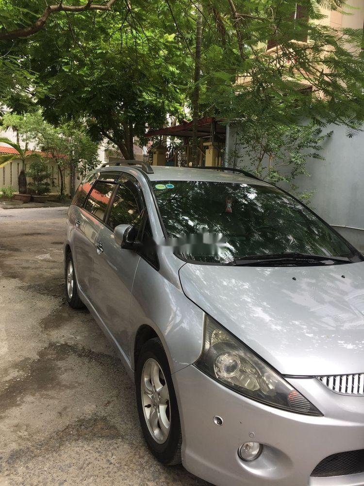 Mitsubishi Grandis    2005 - Bán xe Mitsubishi Grandis đời 2005, màu bạc, giá chỉ 250 triệu