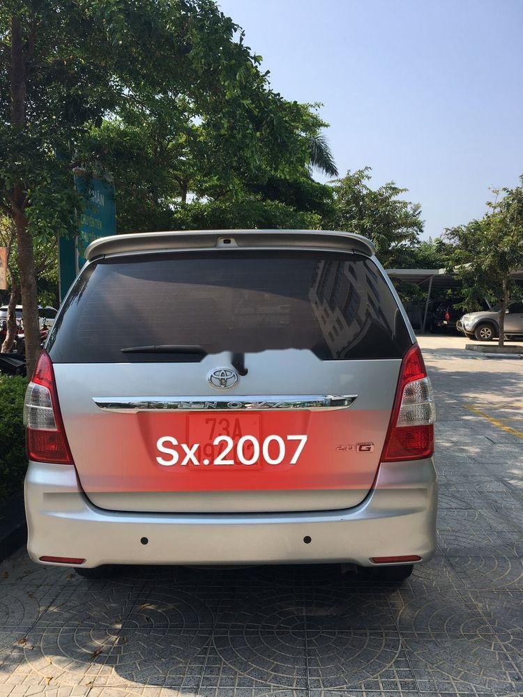 Toyota Innova MT 2007 - Cần bán lại xe Toyota Innova MT năm sản xuất 2007, màu bạc