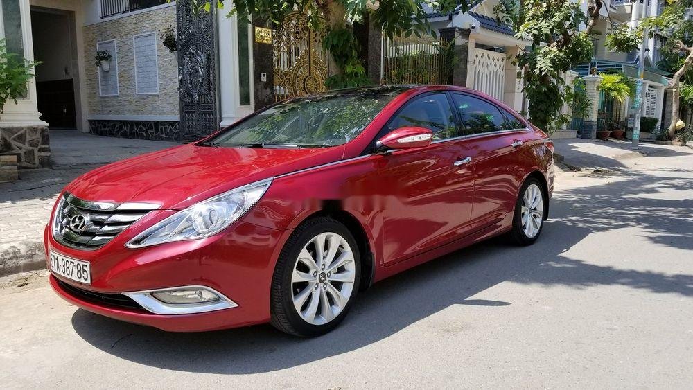 Hyundai Sonata 2012 - Bán Hyundai Sonata sản xuất 2012, màu đỏ, nhập khẩu chính chủ, giá chỉ 650 triệu