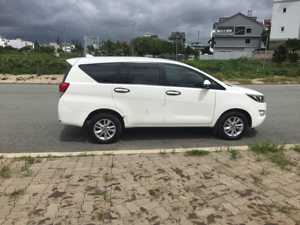 Toyota Innova 2018 - Bán Toyota Innova đời 2018, màu trắng