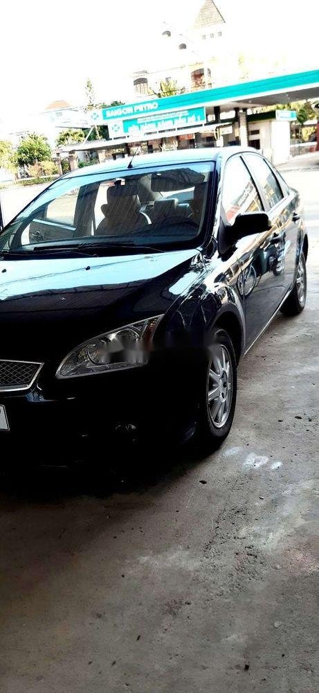 Ford Focus 2007 - Cần bán xe Ford Focus đời 2007, màu đen, nhập khẩu số sàn, giá tốt