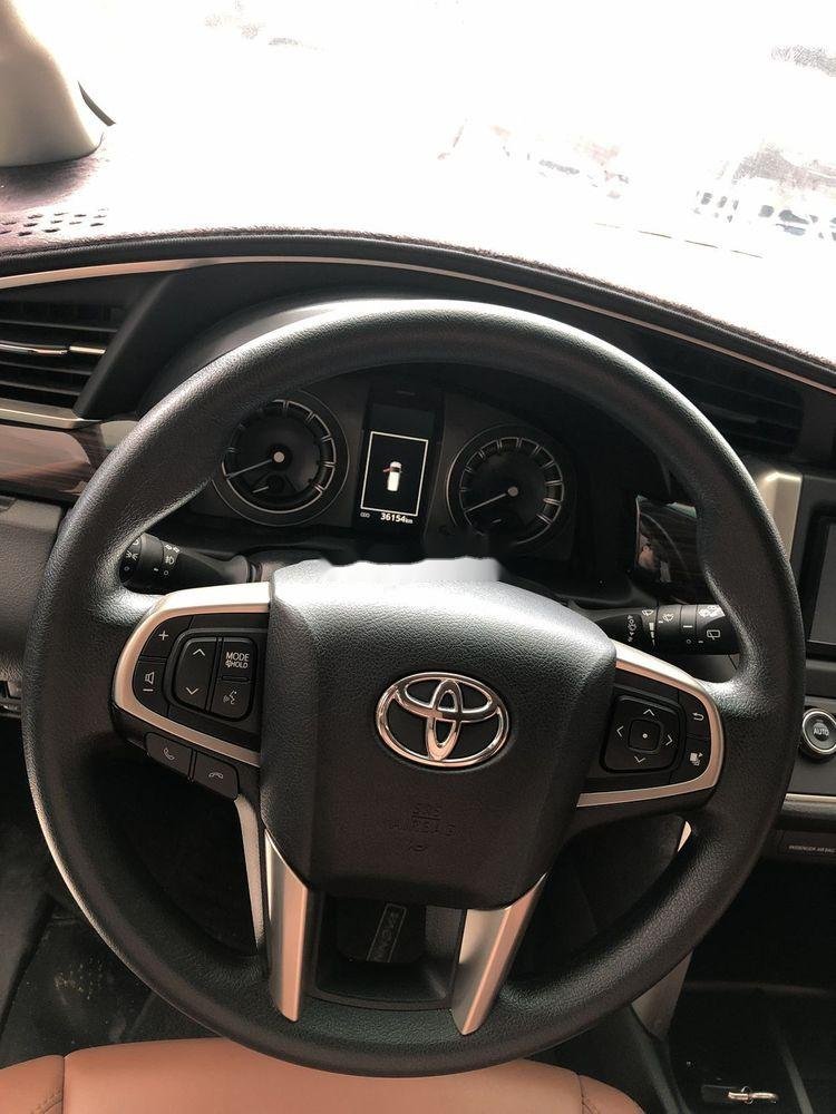 Toyota Innova 2018 - Bán Toyota Innova đời 2018, màu trắng