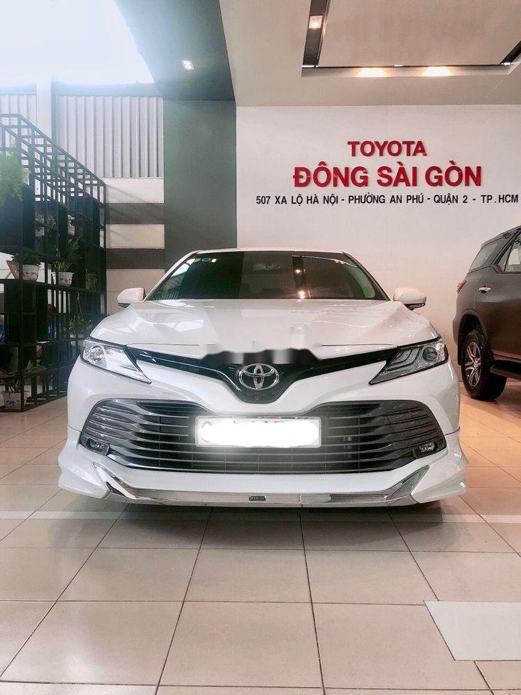 Toyota Camry 2019 - Bán Toyota Camry 2019, màu trắng, nhập Thái