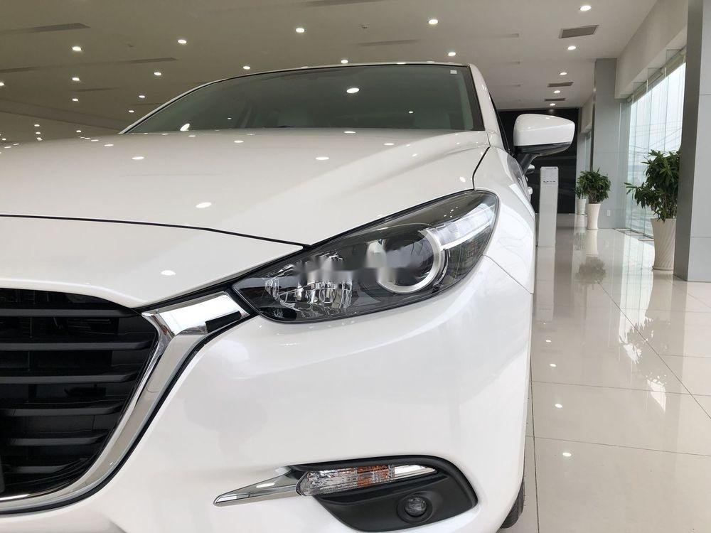 Mazda 3 2019 - Cần bán Mazda 3 năm 2019, quà tặng hấp dẫn