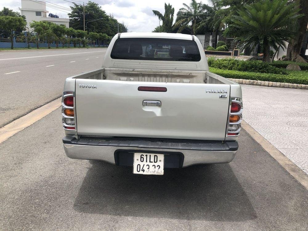 Toyota Hilux 2009 - Bán Toyota Hilux sản xuất năm 2009, nhập khẩu nguyên chiếc, giá tốt