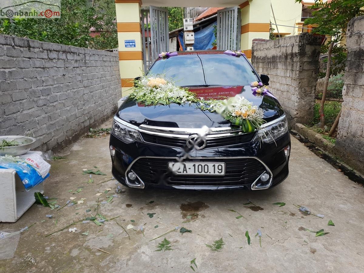 Toyota Camry 2018 - Bán Toyota Camry 2018, màu đen