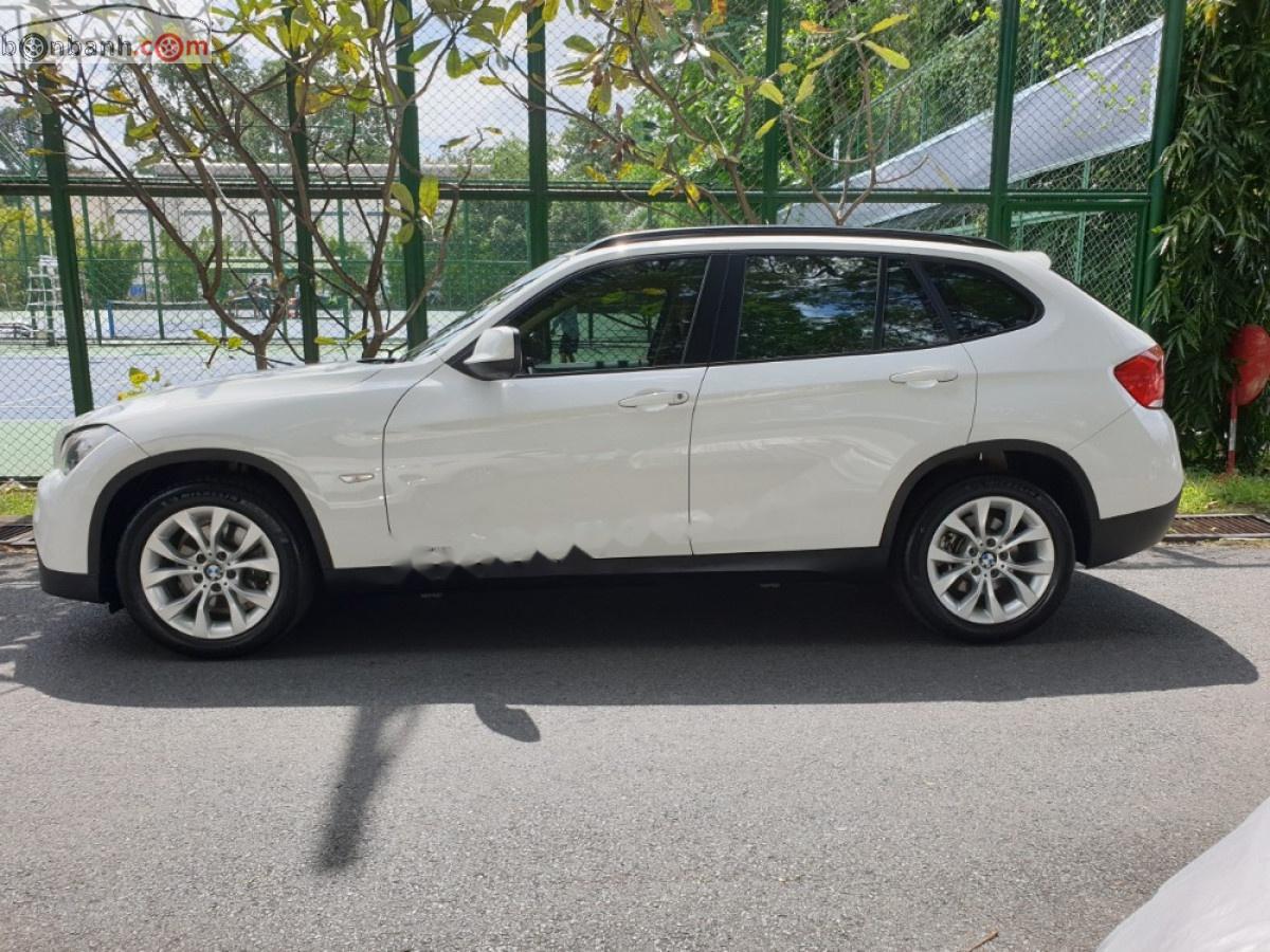 BMW X1 2011 - Bán BMW X1 đời 2011, màu trắng, nhập khẩu 